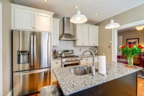 Charming Bristol Home with Hot Tub 1 Mi to Downtown